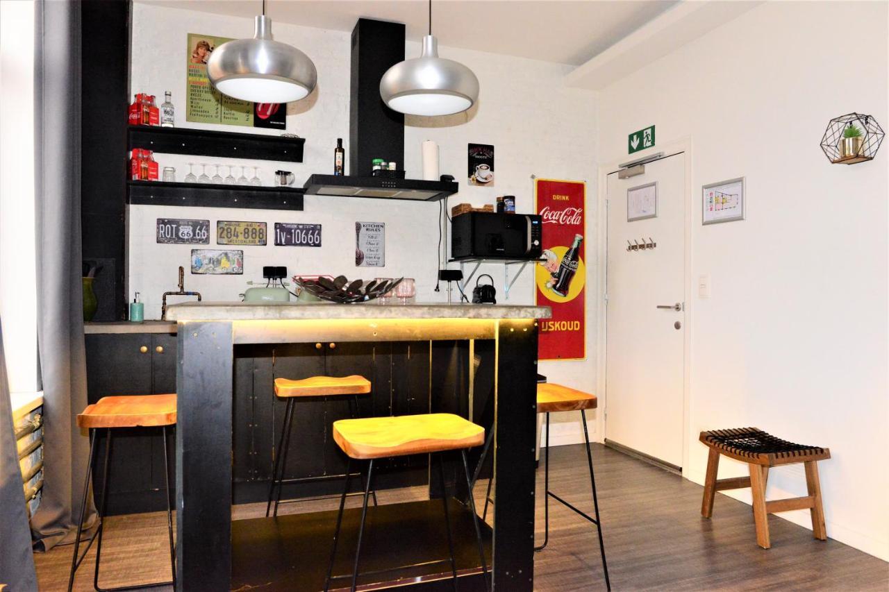 Sleep Inn - Industrial Flat Citycenter Антверпен Екстериор снимка